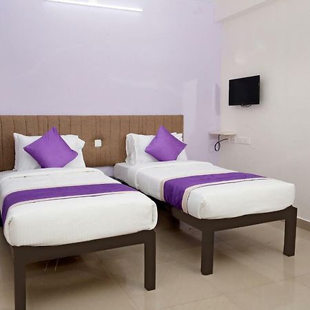 Oyo 9797 Hotel Vbee Plaza Thiruvananthapuram Екстериор снимка