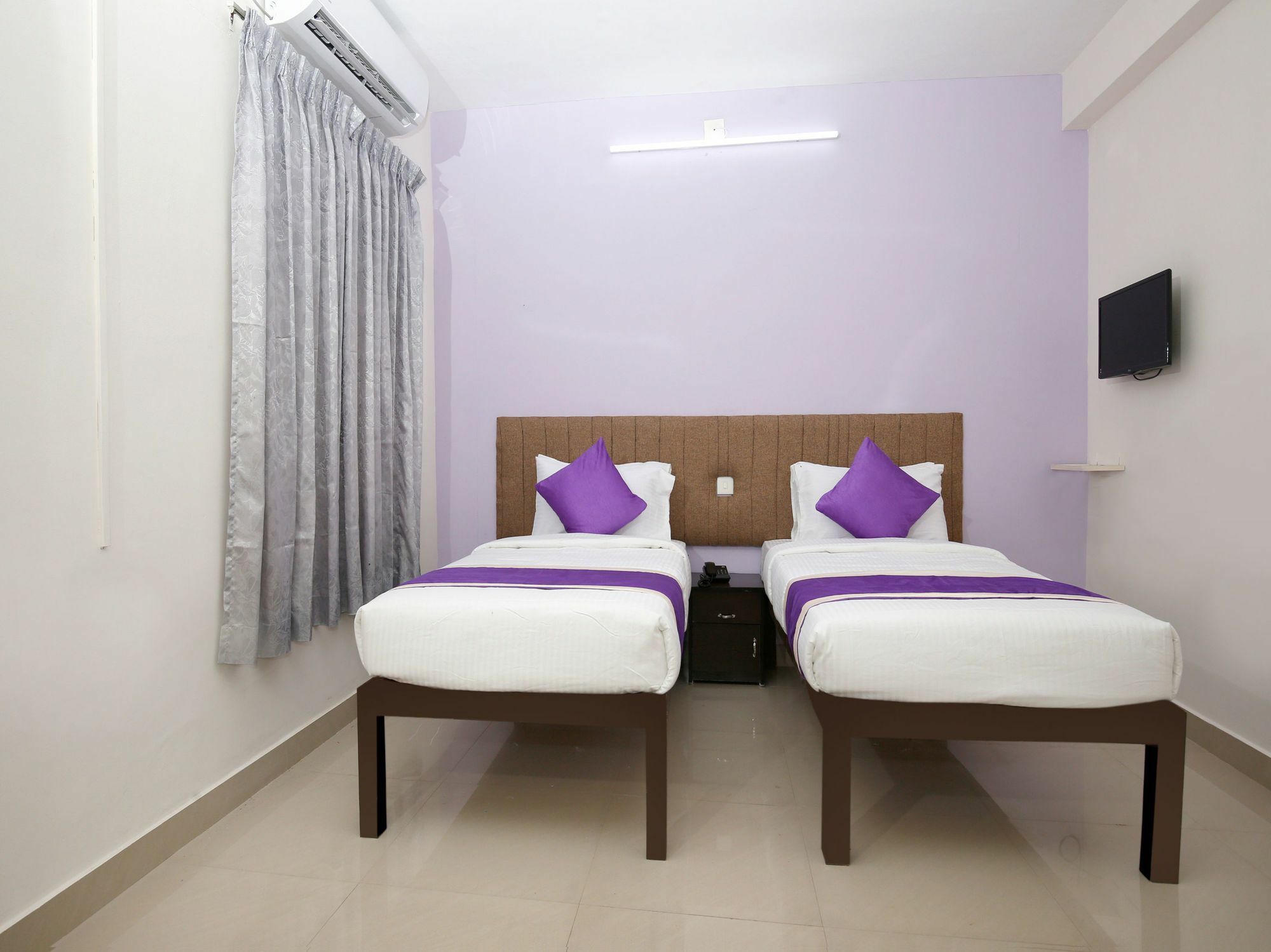 Oyo 9797 Hotel Vbee Plaza Thiruvananthapuram Екстериор снимка