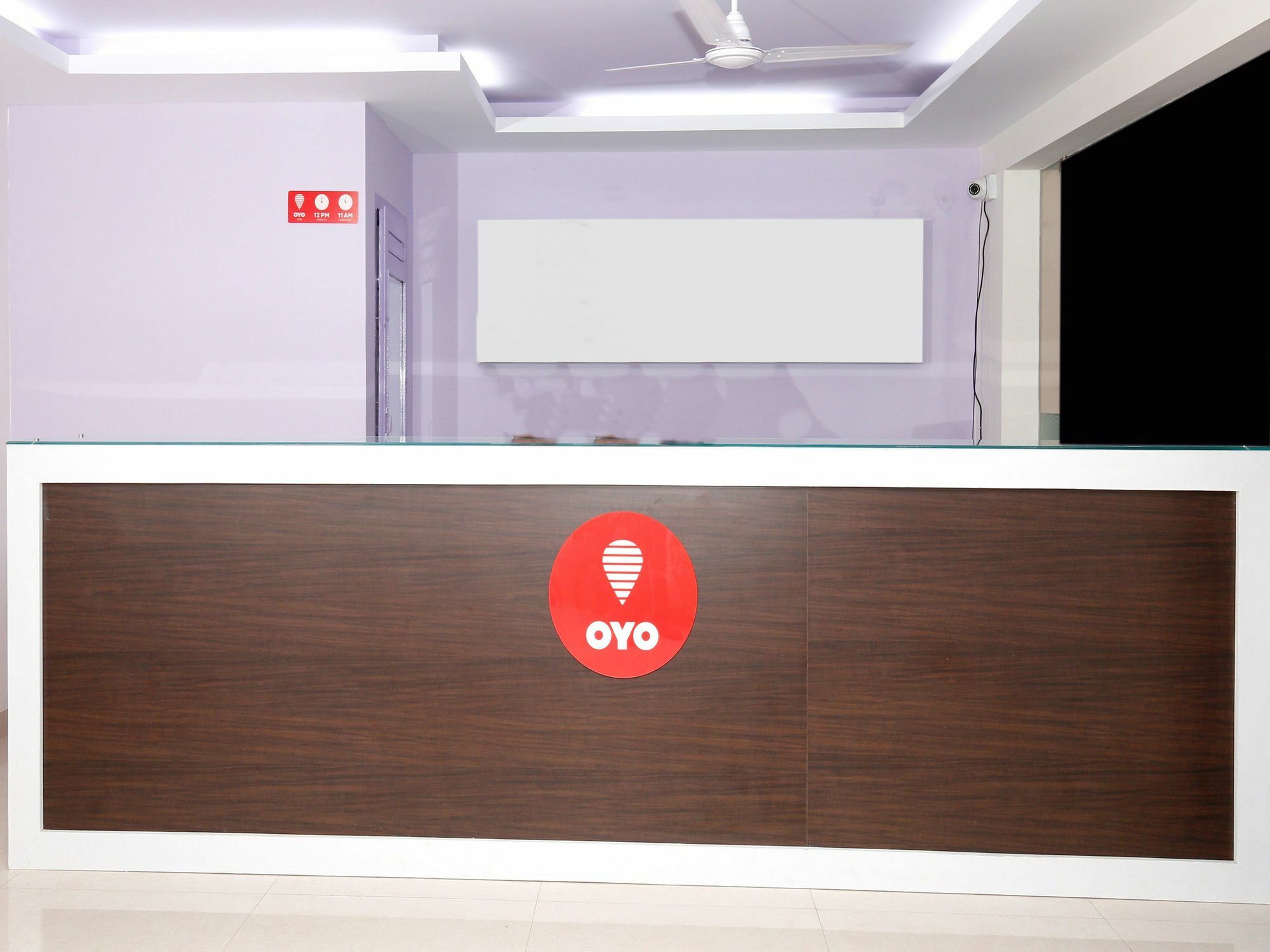 Oyo 9797 Hotel Vbee Plaza Thiruvananthapuram Екстериор снимка