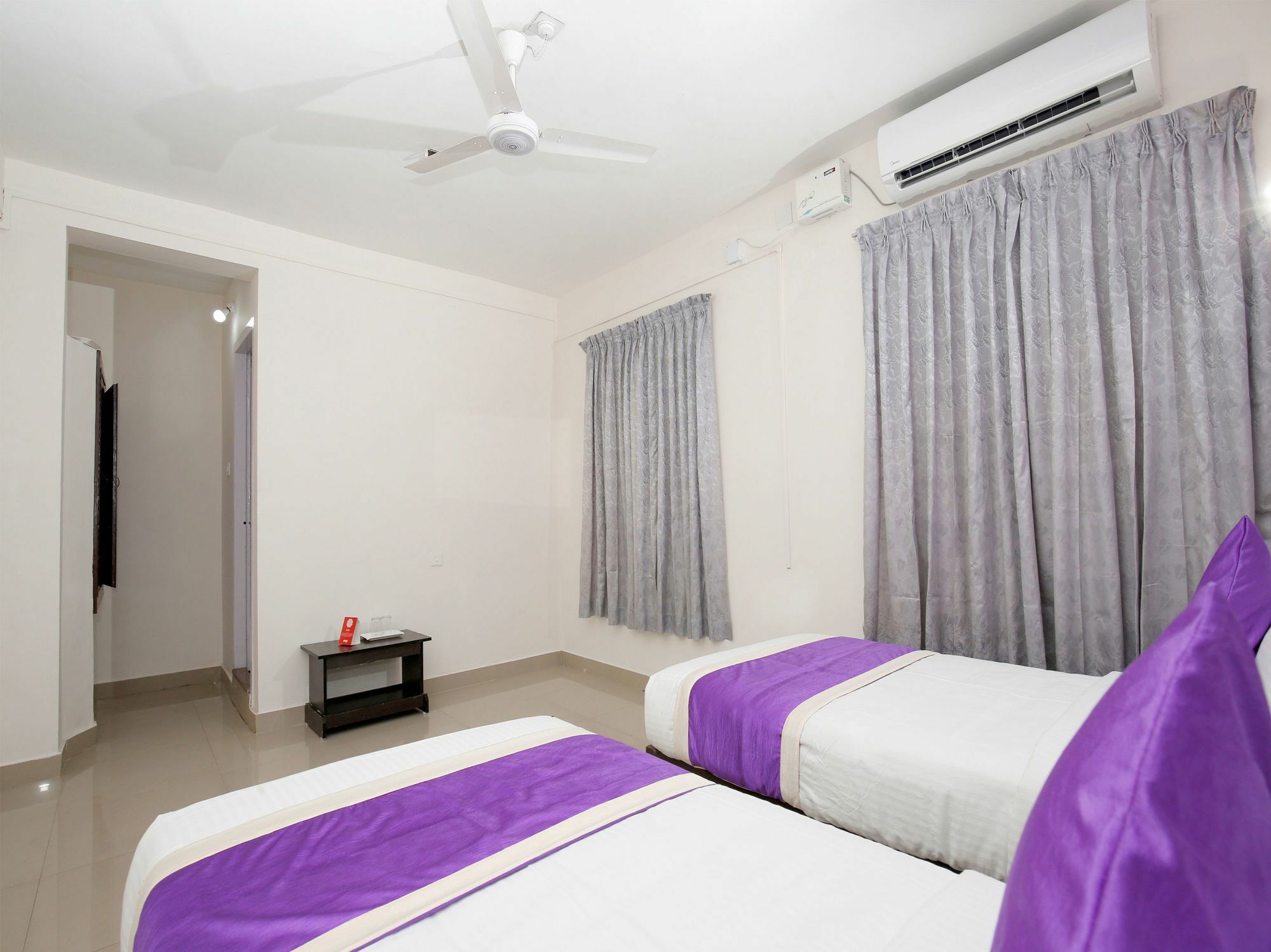 Oyo 9797 Hotel Vbee Plaza Thiruvananthapuram Екстериор снимка